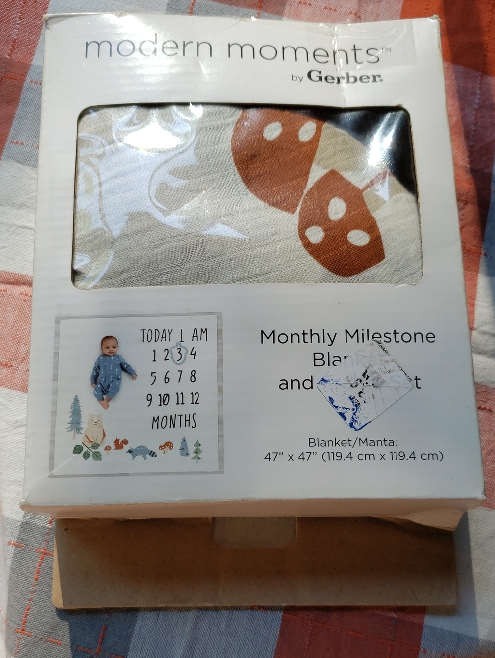Gerber Modern Moments Baby Milestone Blanket in White and Brown